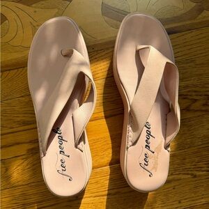 Free People Havana Thong Flatform Sandals EU39